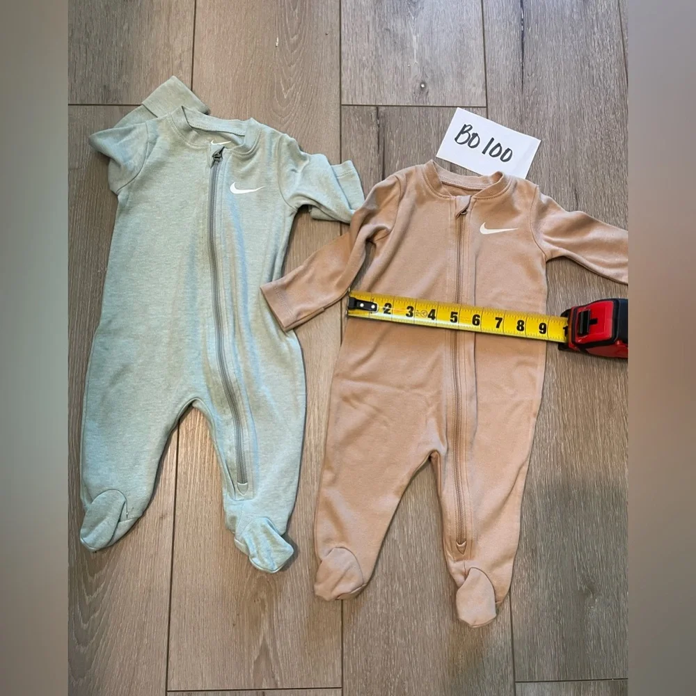 Set Lot of 2 Infant Baby Nike‎ Essentials Footed Coverall Size 3 Months